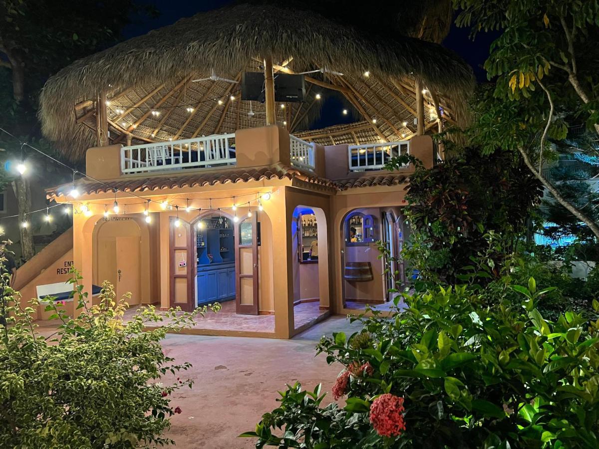 Vacation Studios With Rooftop Pool, Beach Club, Spa, Restaurants - Ducassi Collection - Playa Los Corales Punta Cana Exterior foto